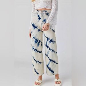 Urban Outfitters Bleach Tie Dye BDG High & Wide Jeans NWT Size 26